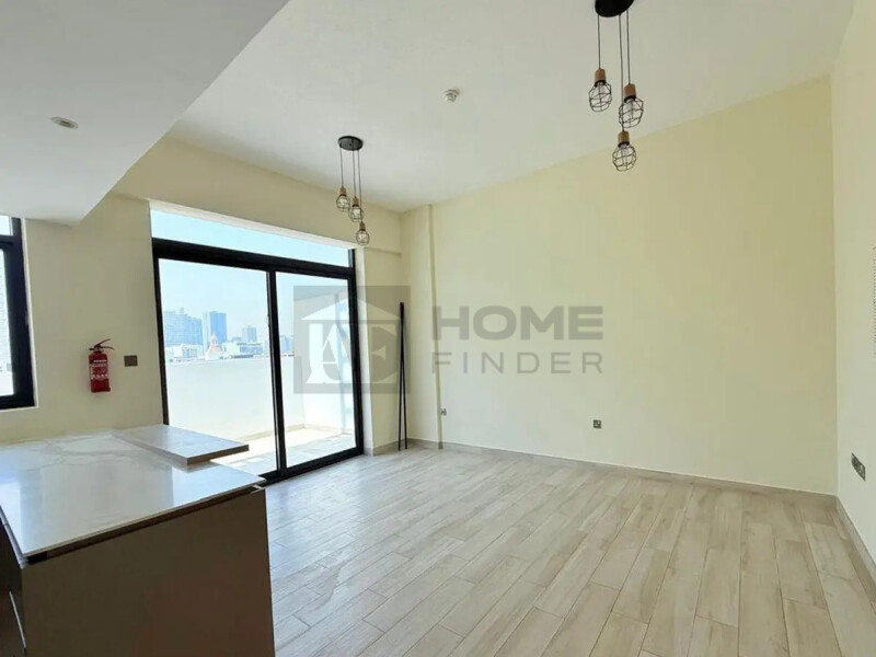 Apartment for Sale in Oxford Residence 1 - Jumeirah Village Circle, Dubai - Spacious 1BR | High Floor | Walk-in Closet | Community View | Oxford Residence 2 JVC at 1189999 AED